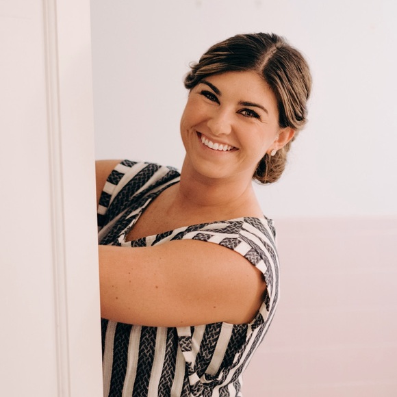 Meet the Posher - Picture 1 of 1